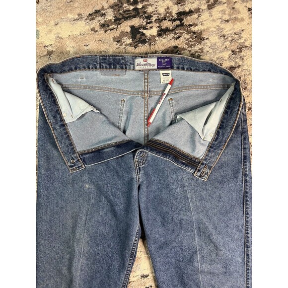 Levi's Strauss Signature 540 Relaxed Fit Jeans 38 x 32 Wrinkle Free Purple Tag - Picture 4 of 12